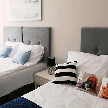 Metro Wilson Apartment