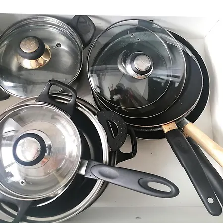 Апартаменты Metro Wilson Варшава